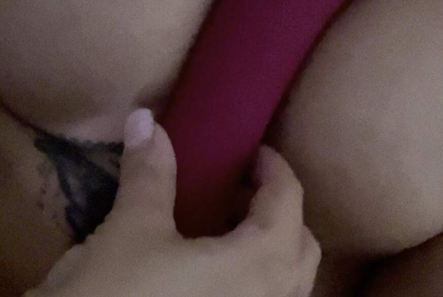 emily-becker: Geiles Vorspiel mit Dildo zwischen den Titten