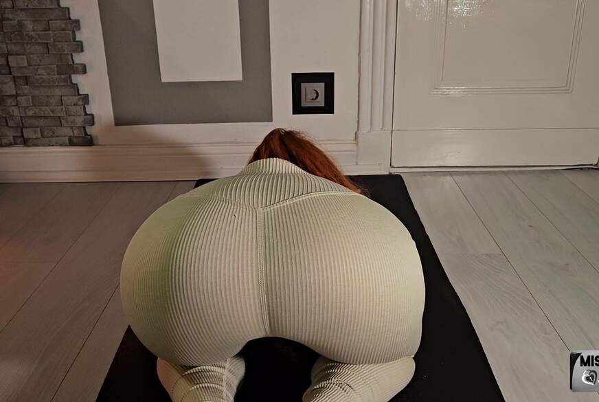 MissNeighbor: Schön mit Dirty Talk nach dem Yoga die Leggins geil voll g*****t!