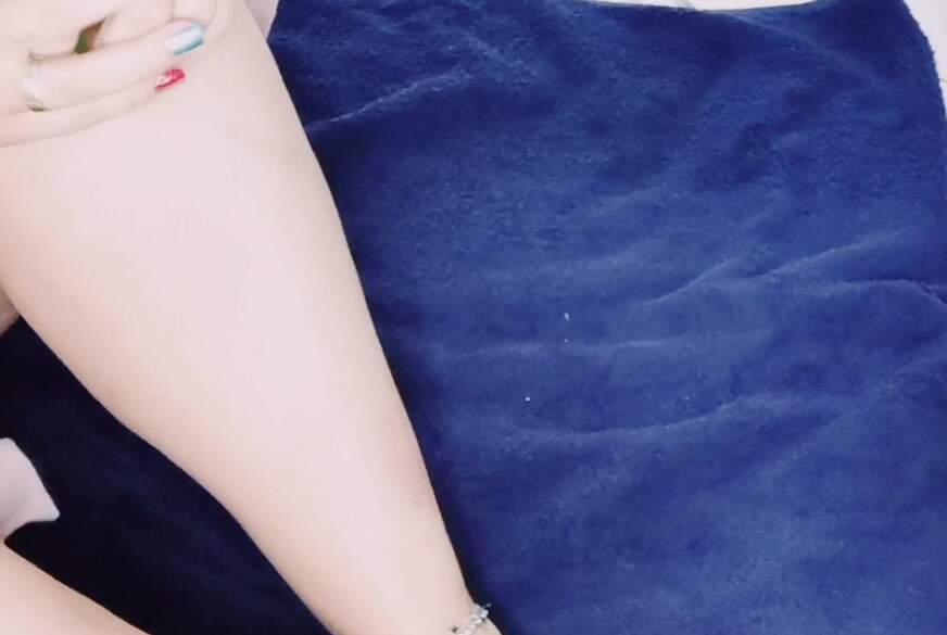 MissCurvy89: Schöne Frauenfüße muss man hegen und pflegen
