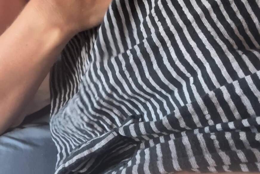 goddessofwealth: Das L**h in meiner Hose wird größer und ich geiler
