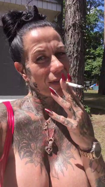 Smocking Milf ......sehr geil