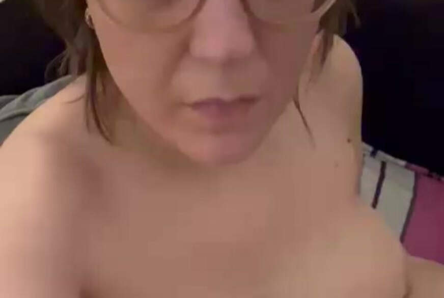 Clarapanties: 6 min selbstbefriedigung mit Dirty Talk