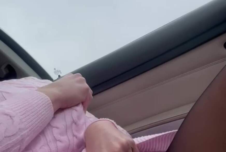 Suka-Kiska: Mein erster öffentlicher Orgasmus