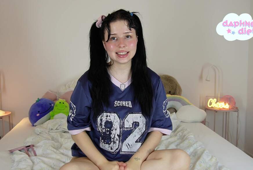 Mein 1. Mal masturbieren - J******u-t**n entdeckt ihre L****r im INTERNET1 von DaphneDietz pic2