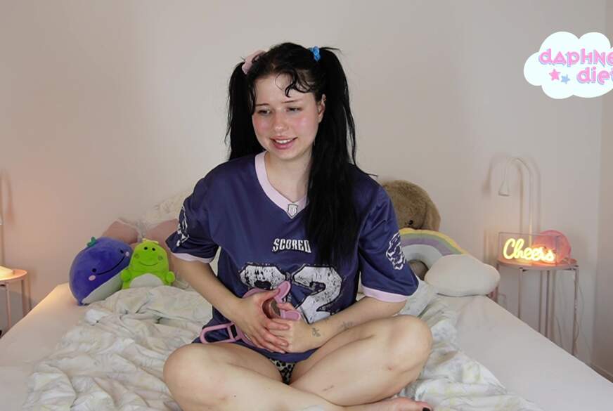 Mein 1. Mal masturbieren - J******u-t**n entdeckt ihre L****r im INTERNET1 von DaphneDietz pic3