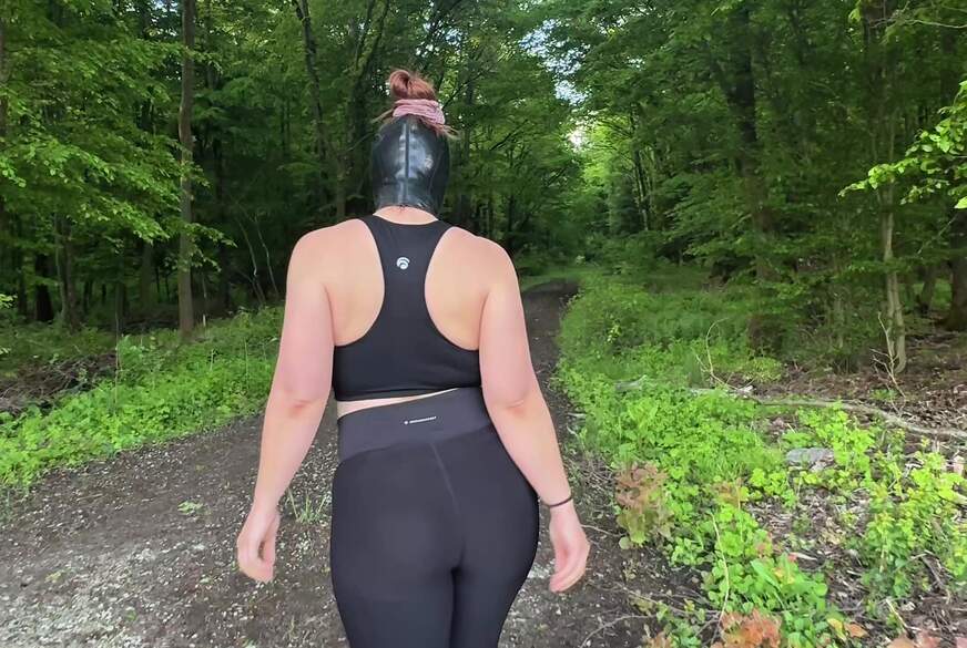 Sophie-Wet: Mitten im Wald komplett die Kontrolle verloren