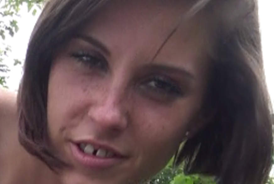 Mit voller Wucht in den A***h von Traum-Titten18