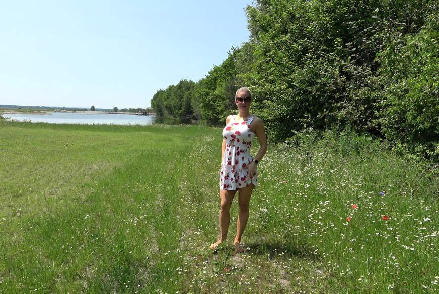 TITTEN RAUS, ES IST SOMMER! PUBLIC-f**k AM BADESEE! von Fitness_Maus