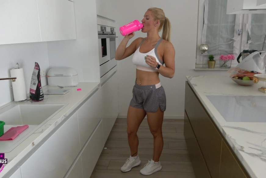 Mein POST-WORKOUT SHAKE! Natürliches E****ß! von Fitness_Maus