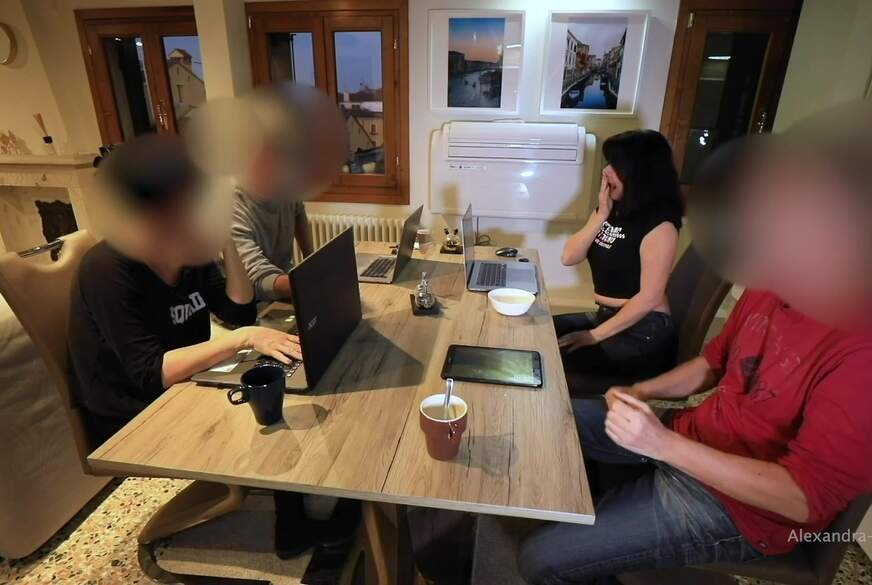 Alexandra-Wett: OMG! ICH ZOG SEINEN S*****z IN RESTAURANT PUBLIK AUS!  compilation