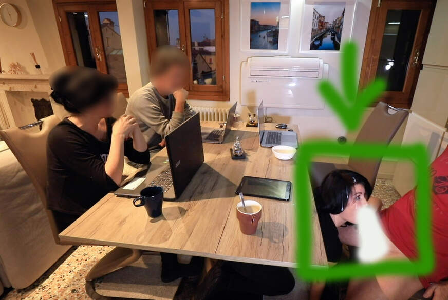 Alexandra-Wett: SCHAMLOS! AZUBI BEIM KONFERENZ ZUM ORGASMUS GEBRACHT