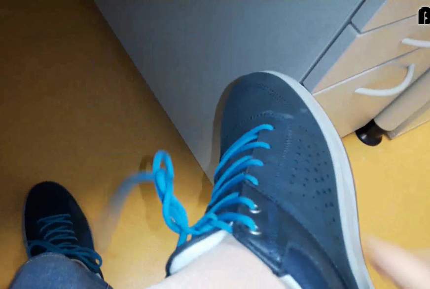 BBW-S******e69: Nylon Füsse unter dem Schreibtisch