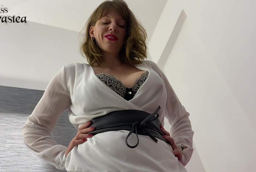 Zur keuschen S***y erzogen von MissAdrastea pic2