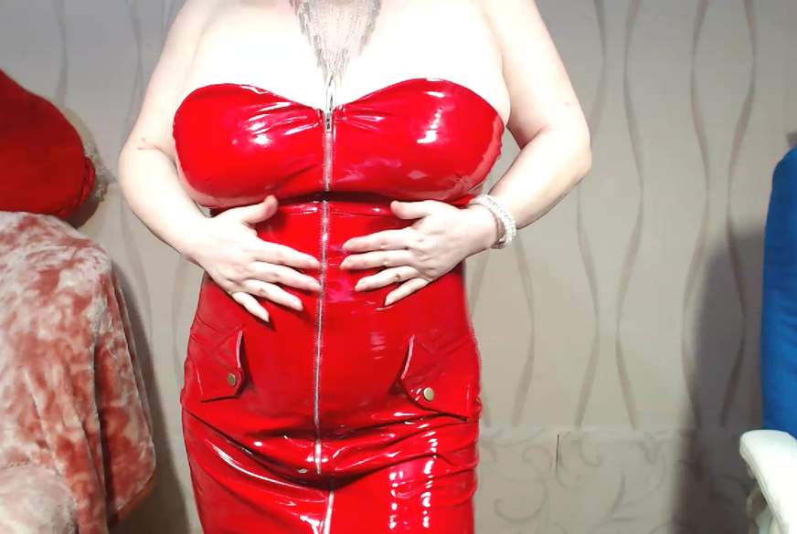 MissTanya: rotes LACKkleid