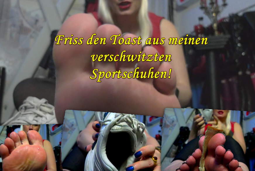 Hungriger Sklave darf Toast aus meinen schweißnassen Sneakers f****en von LadyKarame