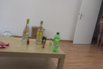 Leonie 18 beim Pornocasting e*********t Teil 1