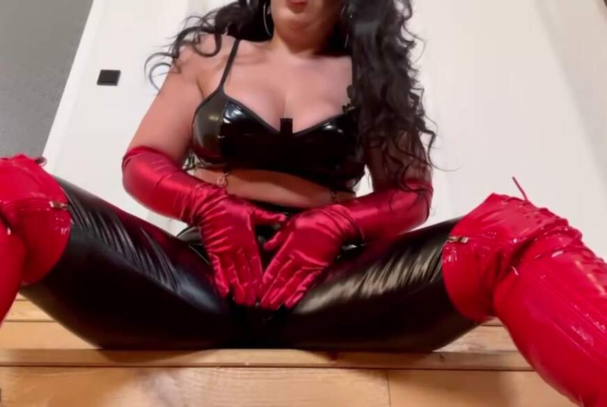 Meine Kurven sind deine Schwäche! von LadyAyse pic4
