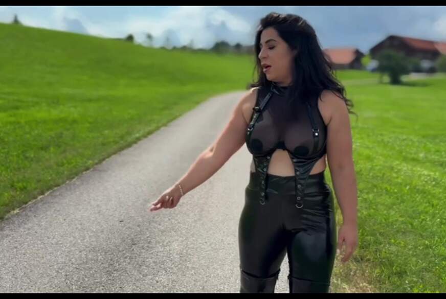 Du darfst den Boden l****n auf dem ich gehe von LadyAyse pic3