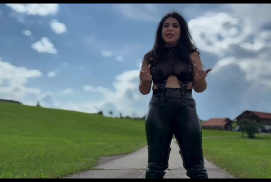 Du darfst den Boden l****n auf dem ich gehe von LadyAyse pic4