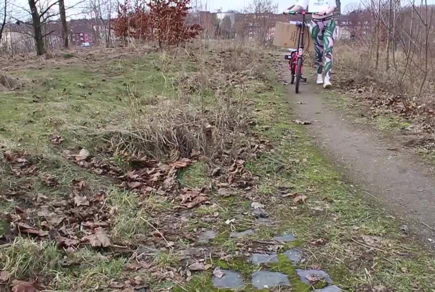 Zweifach F***enb******g S*************n mit dem mobilen CITY F***enl**h von Lisa-s**k