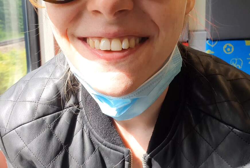 Megakrank!!!!!! 2 Männer in 3 Minuten Public den Tag versüßt!!!!!!! von Lisa-s**k pic2