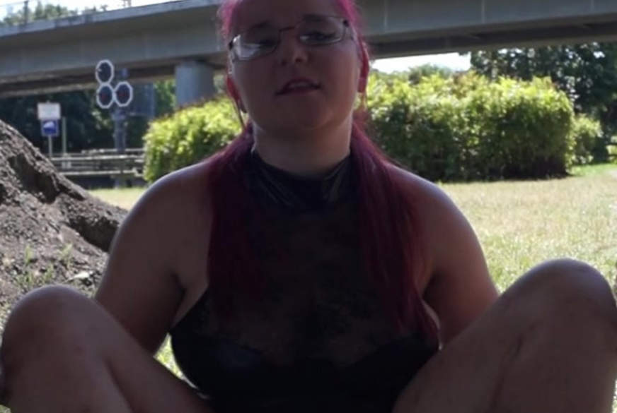 SmiraIce: Wetlook Gummistiefel Public P**sOrgasmuss war das zu Krass?