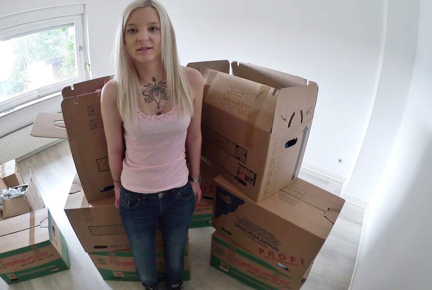 Lina-Linchen: Überraschungsf**k beim Umzug