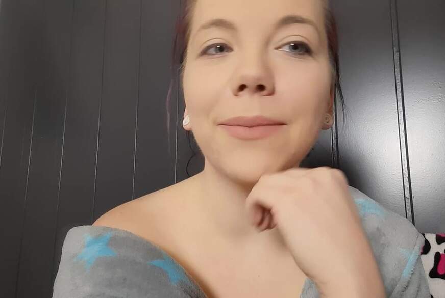 JuleStern: S***********o BESORGT ES MIR FREUCHT VON HINTEN IN DER DUSCHE!!! SO WASCHE ICH MICH AM LIEBSTEN