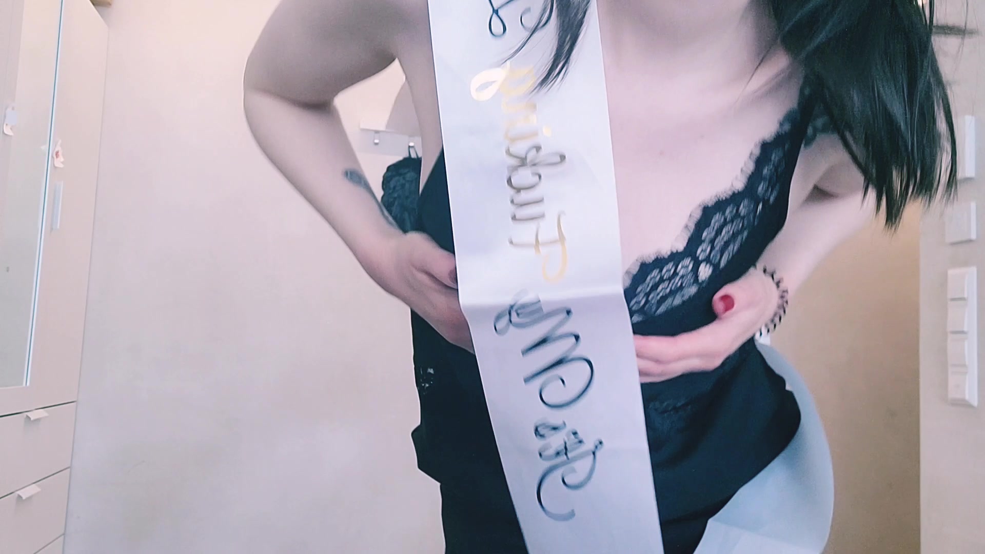 Hallo mein Schatz, 
feierst du mit mir meine private Birthday Party?