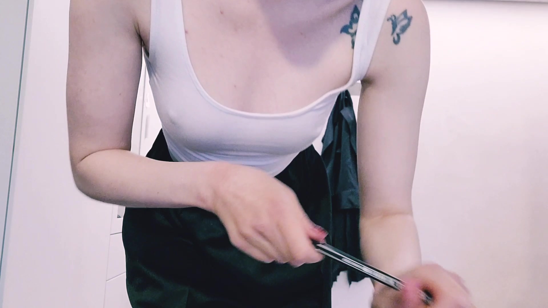 Na Schatz, heute lernst du unter meiner Aufsicht, ob du dich da konzentrieren kannst....