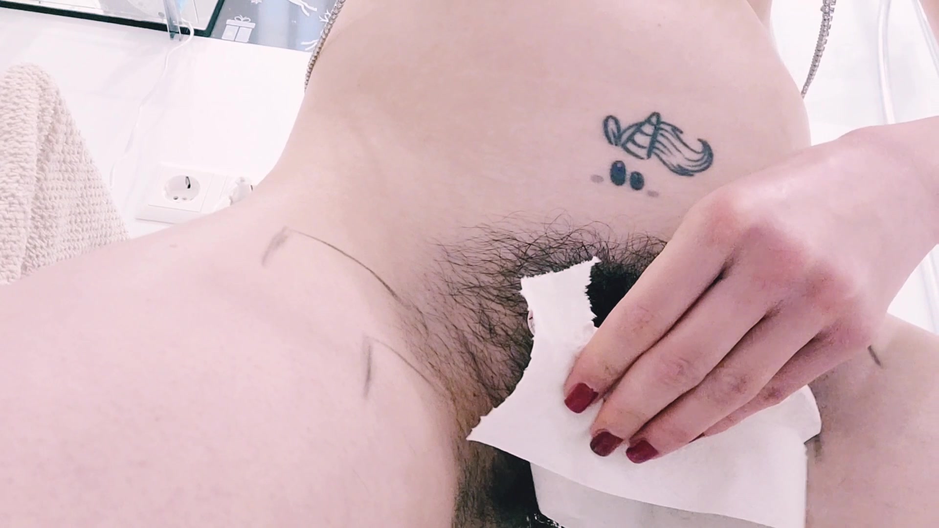 Halloween - pinkeln Hallo mein Schatz, dieses Halloween habe ich mich in den Spinnenweben verfangen und meine Spinne mag nun zu dir krabbeln und deine volle Aufmerksamkeit ...