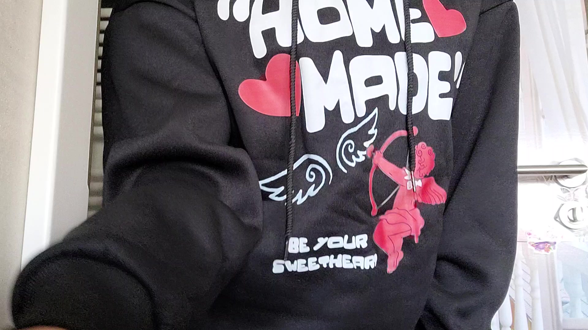 Daily Geilheit! Ich brauche deinen Schwanz, dann passt es! Es war doch bisschen größer als erwartet, aber mit deinem Schwanz würde es sicher passen oder was meinst du....
Sorry, dass das video so abrupt endet, aber mein Gerät meinte plötzlich ein update machen zu müssen, ja man sollte gehen, wenn es am schönsten ist... oder noch länger bleiben, ich freu mich von dir zu lesen!