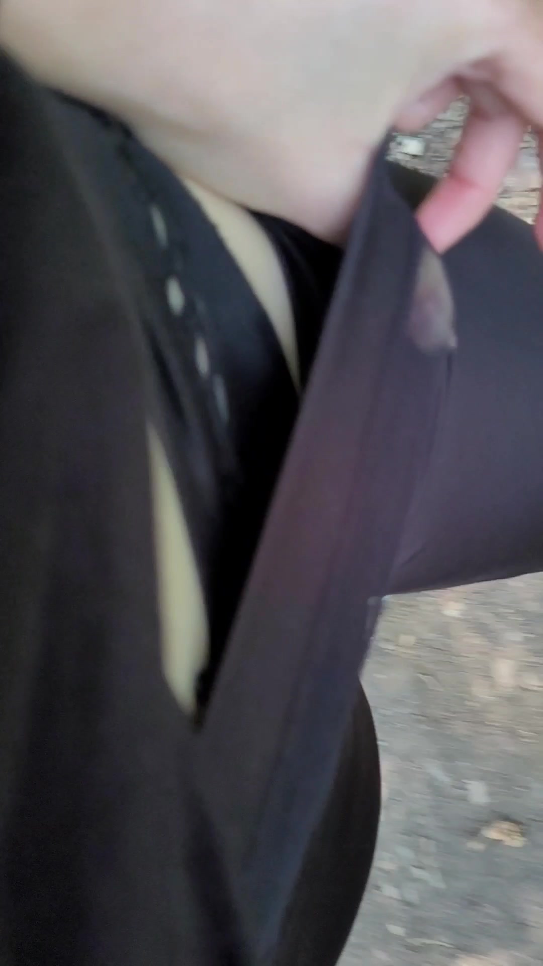 Nicht mal während meines Klinikaufenthalts hält sich meine Muschi zurück. Immer nass und gut durchfeuchtet! Fehlt nur noch dein Schwanz, dann wäre der Klinikaufenthalt perfekt!