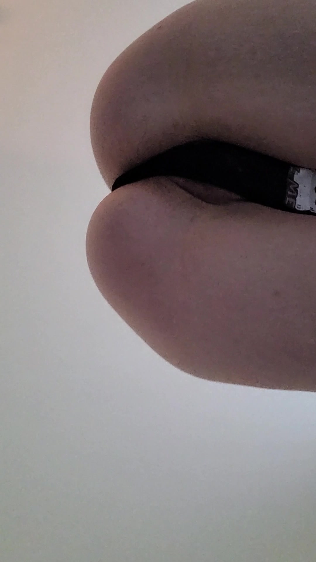 Klinik Diary! Hätte den morgen gerne mit dir Sport gemacht! Schön die Hüften kreisen... hoch und runter...schön klatschen lassen...
Morgen früh dann mit dir? Oder bist du nicht so der Morgenmensch? Nicht vergessen, der frühe Vogel fickt den Wurm!