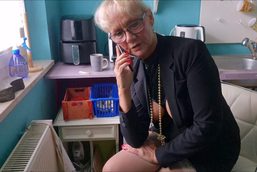 Verruchte Sekretärin - Wunschvideo von HotIbizalady