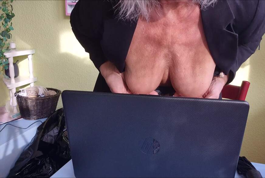 HotIbizalady: Teil 1 Vor der Cam