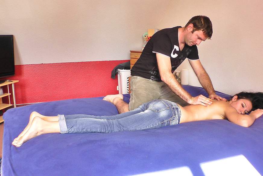 Sweet-Sophie: Meinen Masseur b*****t