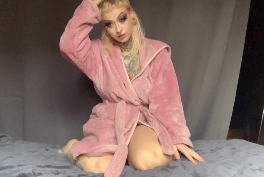 MEIN ERSTES MAL - T**nie Orgasmus von Micky-Bottenberg