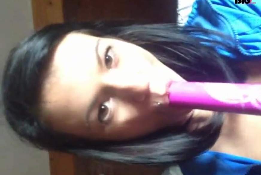 Cassy und ihr Lieblingsdildo von CassyYoung