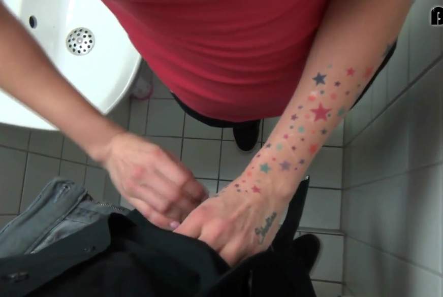 CassyYoung: Meinen Prof abgeschluckt