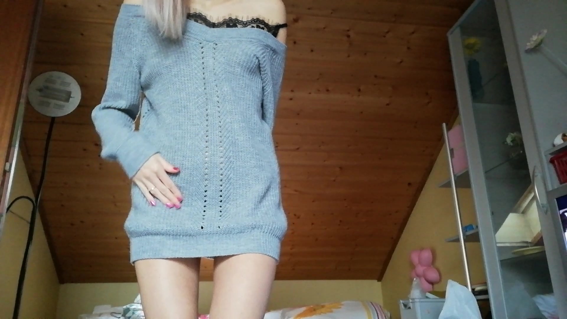 Ich begrüsse das neue Jahr mit einer kleinen Peepshow. Hast du Lust, mir zuzusehen? :)