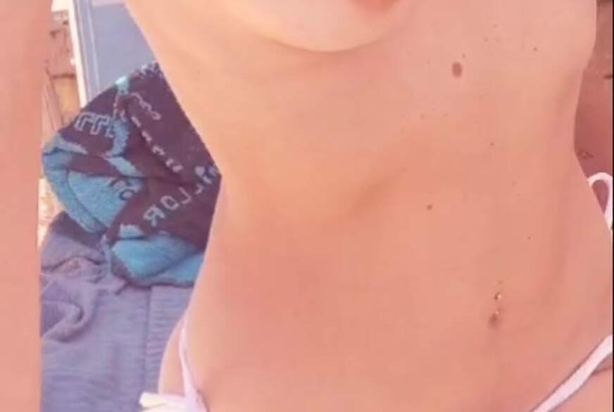 lola_m**a: Poolday!