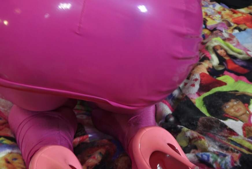 PamelaDeluxe: A**l mit Riesen Sextoys h**t und tief g*****t!