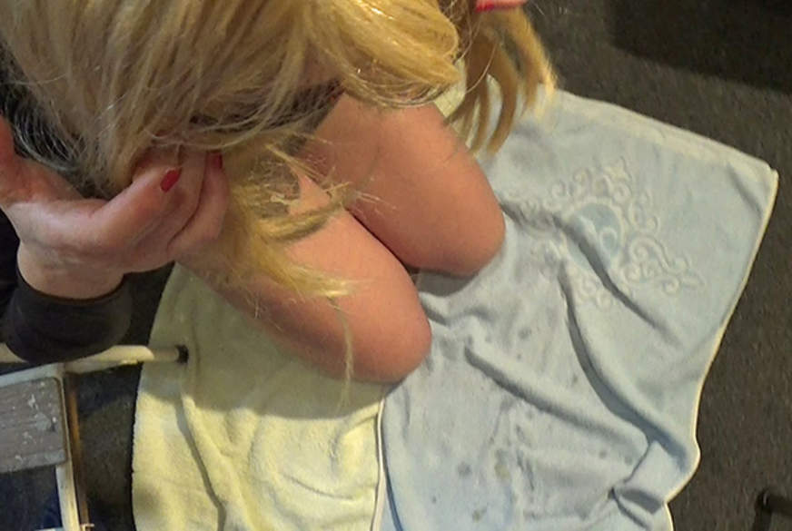 Blonde Milf kriegts ins Gesicht von healthymale