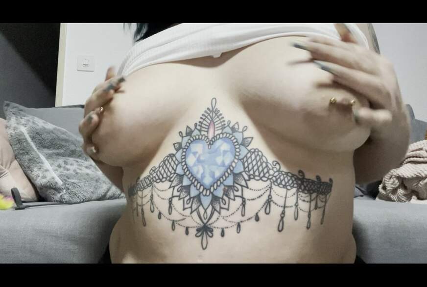 Lillyfee20: Bin geil und aleine