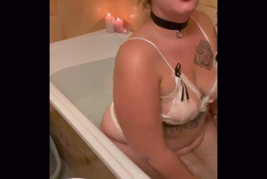Lillyfee20: Im sexy dessou baden
