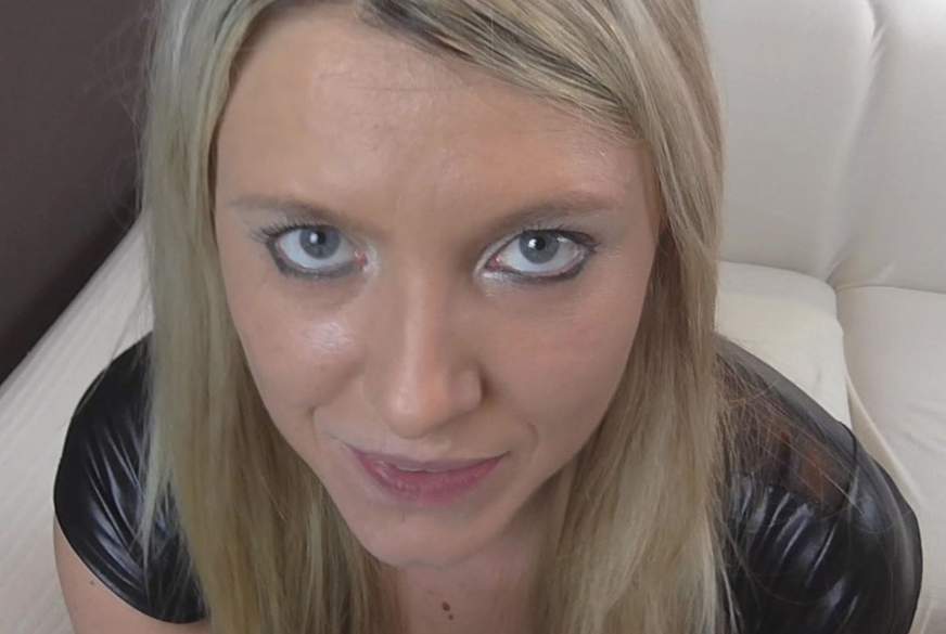 Wetlook-Stiefel-b***h von Milchb**i augenutzt! von Daynia