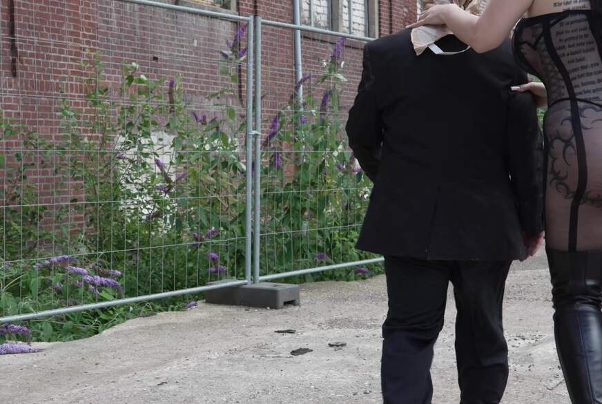 Zwei fach Kostenlos Duschen für Sklaven von MissAlessaMilano