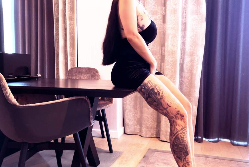 Kann nicht aushalten, sex mit Zimmergenosse von MissAlessaMilano