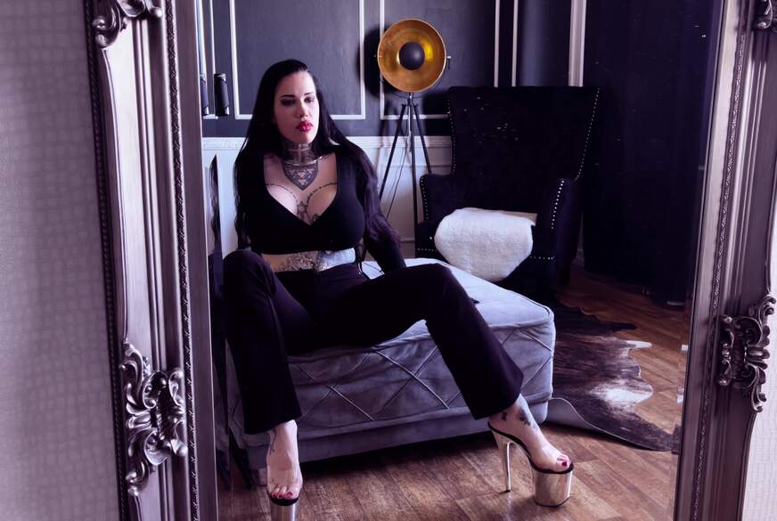 B**wjob und Busenspiel mein Busen glänzt von S****a von MissAlessaMilano